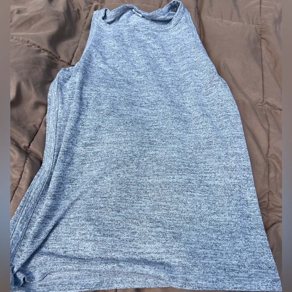 Gap Women’s Sleeveless Black & White Marled Top